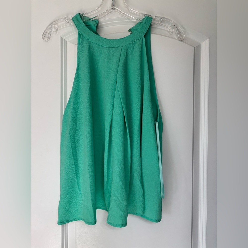 Grace Kellie Boutique sleeveless halter swing top